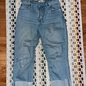 ABERCROMBIE 90s CUFFED JEANS!!